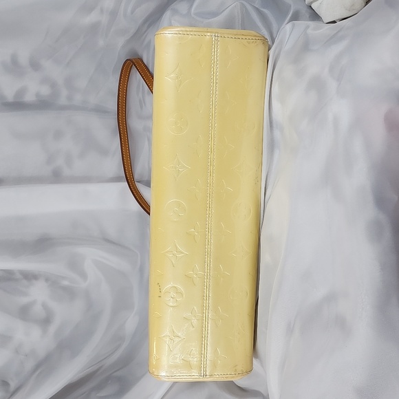 Authentic Louis Vuitton Roxbury Drive - Picture 5 of 16